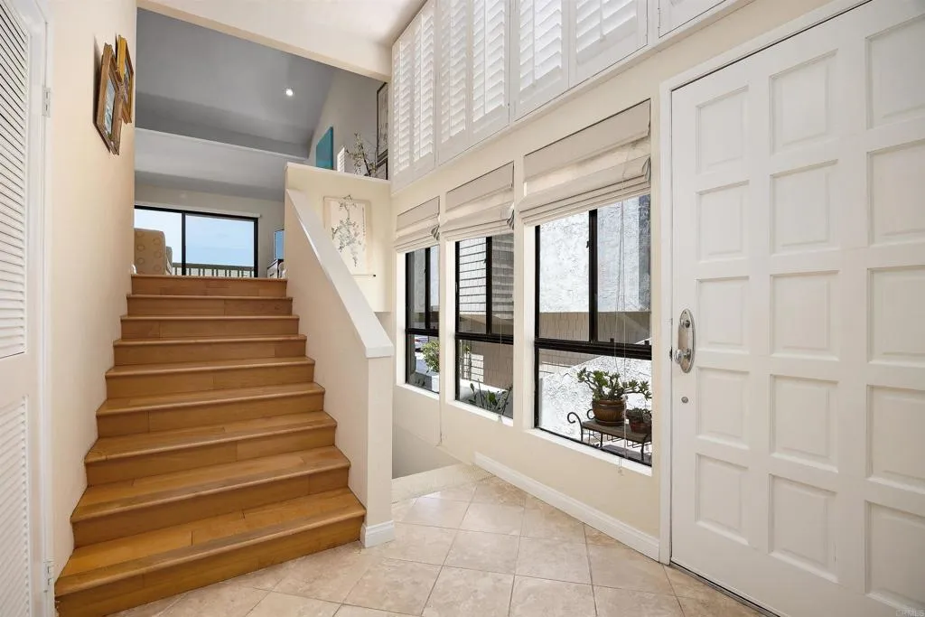 https://cdn.realtyfeed.com/cdn/127/306772268/d9eafca62c10fd6bb51095de3200b59d.webp