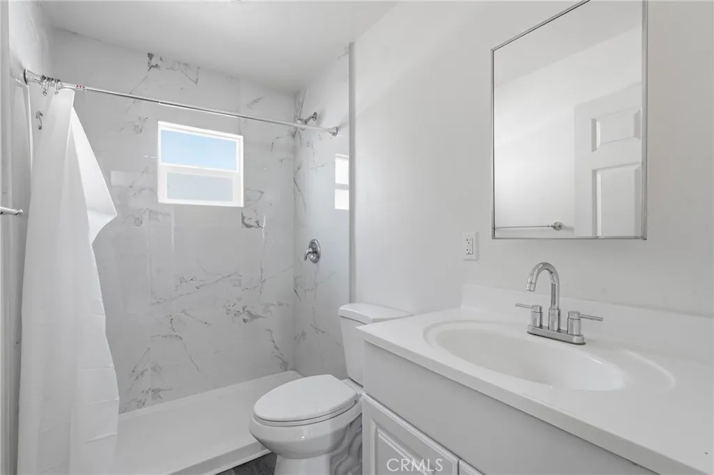 702 Walnut Street Unit 6, Inglewood, CA 90301 - Photo 5 of 11, Inglewood, CA