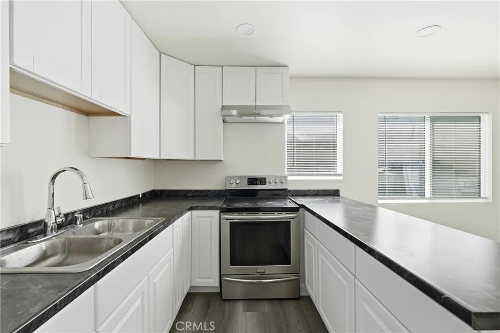 702 Walnut Street Unit 5, Inglewood, CA 90301 - Main photo, Inglewood, CA