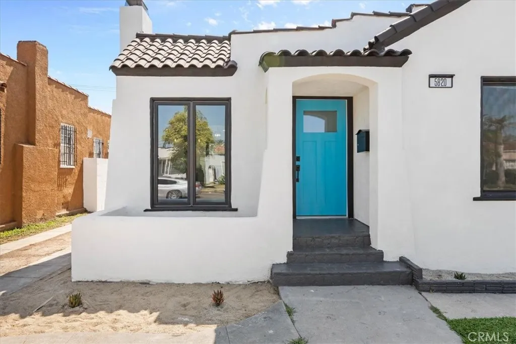 5820 S Van Ness, Los Angeles, CA 90047 - Photo 4 of 33, Los Angeles, CA