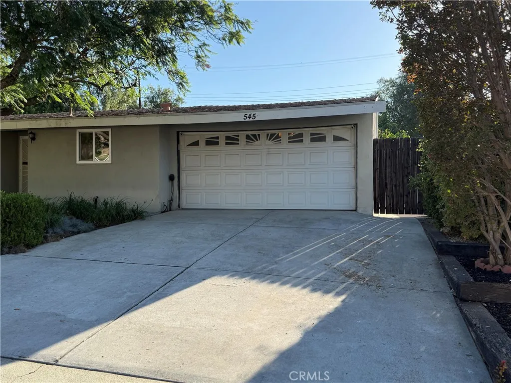 545 E Gainsborough Road, Thousand Oaks, CA 91360 - Photo 3 of 36, Thousand Oaks, CA