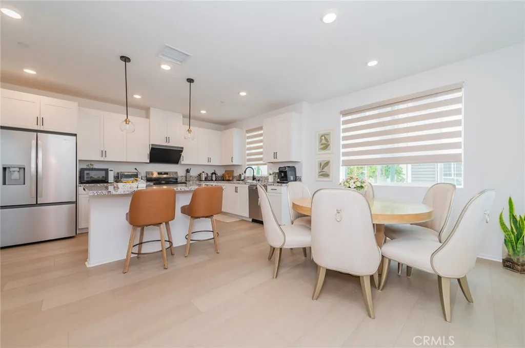 16125 Linden Ln, Chino, CA 91708 - Photo 4 of 34, Chino, CA