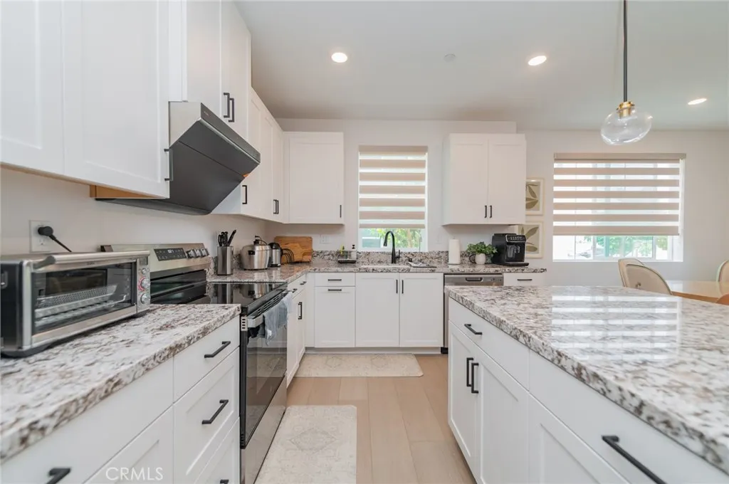 16125 Linden Ln, Chino, CA 91708 - Photo 3 of 34, Chino, CA