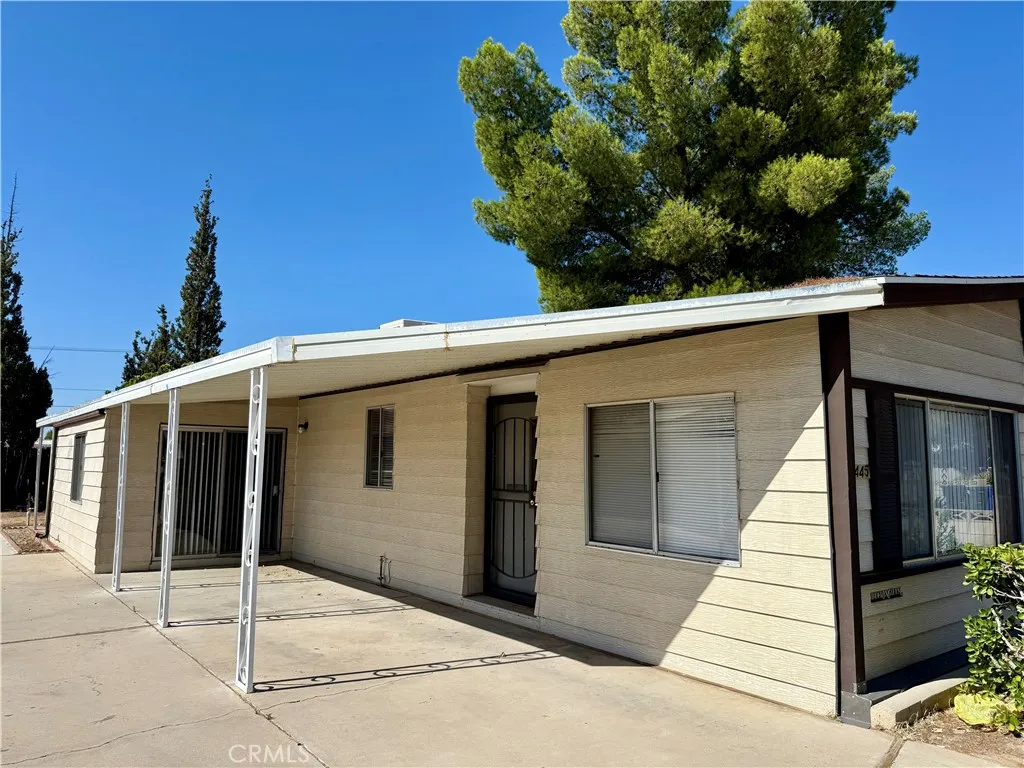 16445 Wimbleton Court, Victorville, CA 92395 - Main photo, Victorville, CA