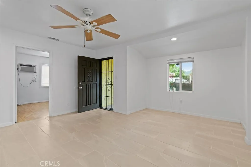 13260 Raven, Sylmar, CA 91342 - Photo 5 of 38, Sylmar, CA