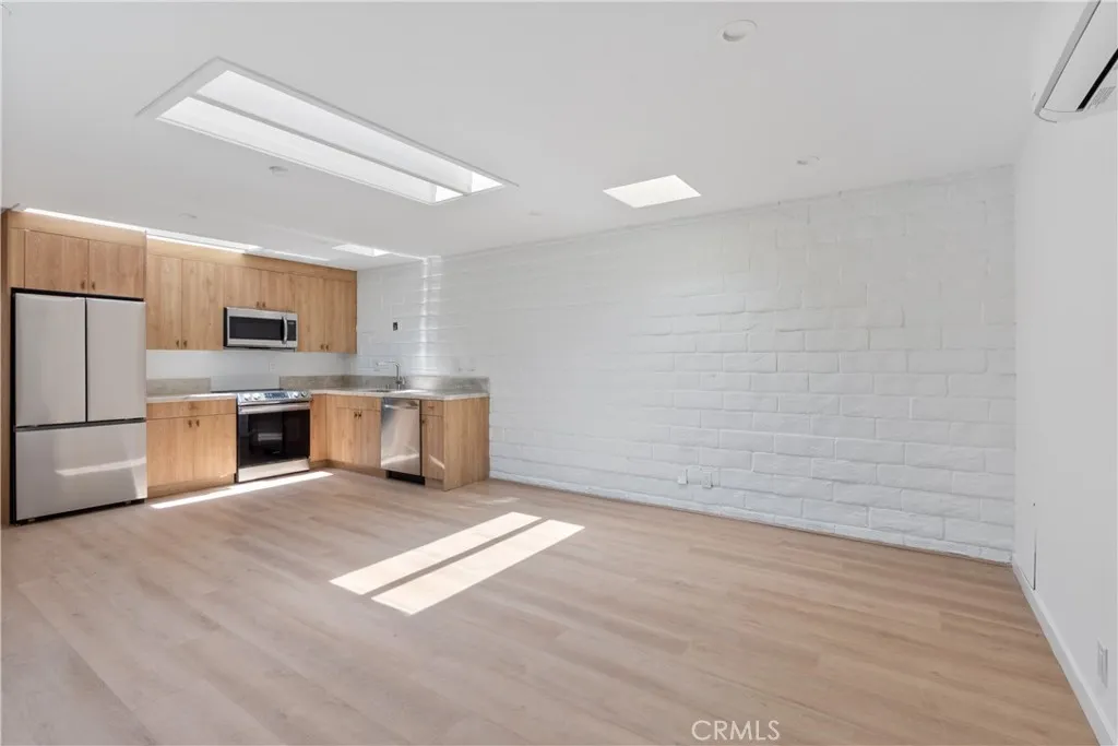 1105 N Coast Hwy Unit G, Laguna Beach, CA 92651 - Photo 4 of 14, Laguna Beach, CA