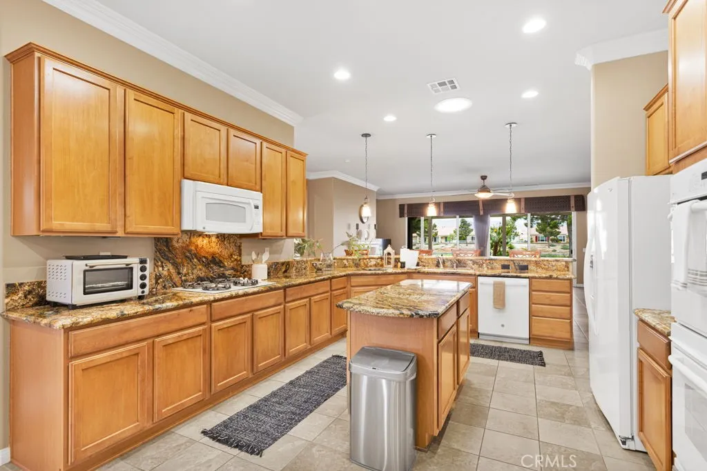 19427 Verbena, Apple Valley, CA 92308 - Photo 2 of 17, Apple Valley, CA