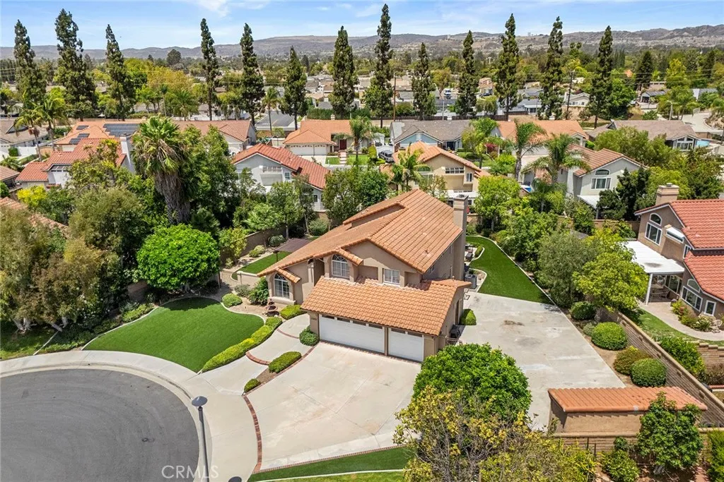 17421 Burchit, Yorba Linda, CA 92886 - Photo 4 of 39, Yorba Linda, CA