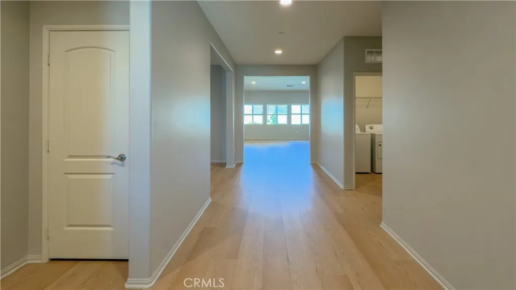 30690 Hawkscrest, Winchester, CA 92596 - Photo 4 of 46, Winchester, CA