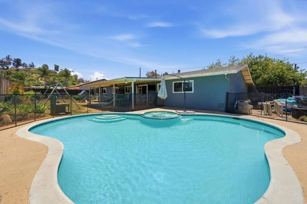 https://cdn.realtyfeed.com/cdn/127/306772342/3d27f04aa669c633e8987b0c0838af81.webp