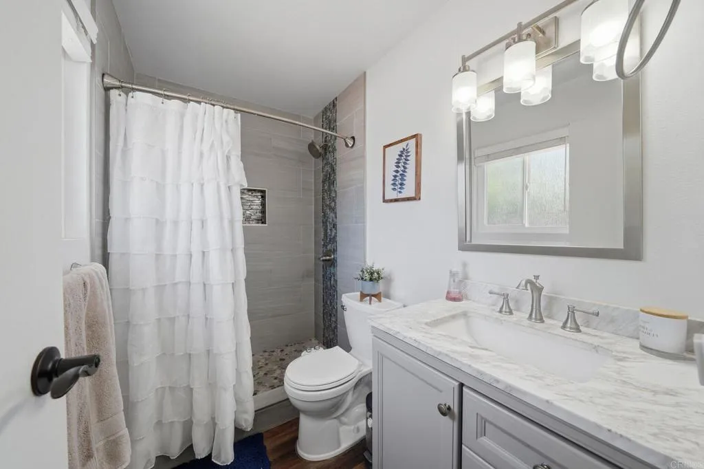https://cdn.realtyfeed.com/cdn/127/306772342/42ed7d3f9a113db70a89d7d28a6583b9.webp