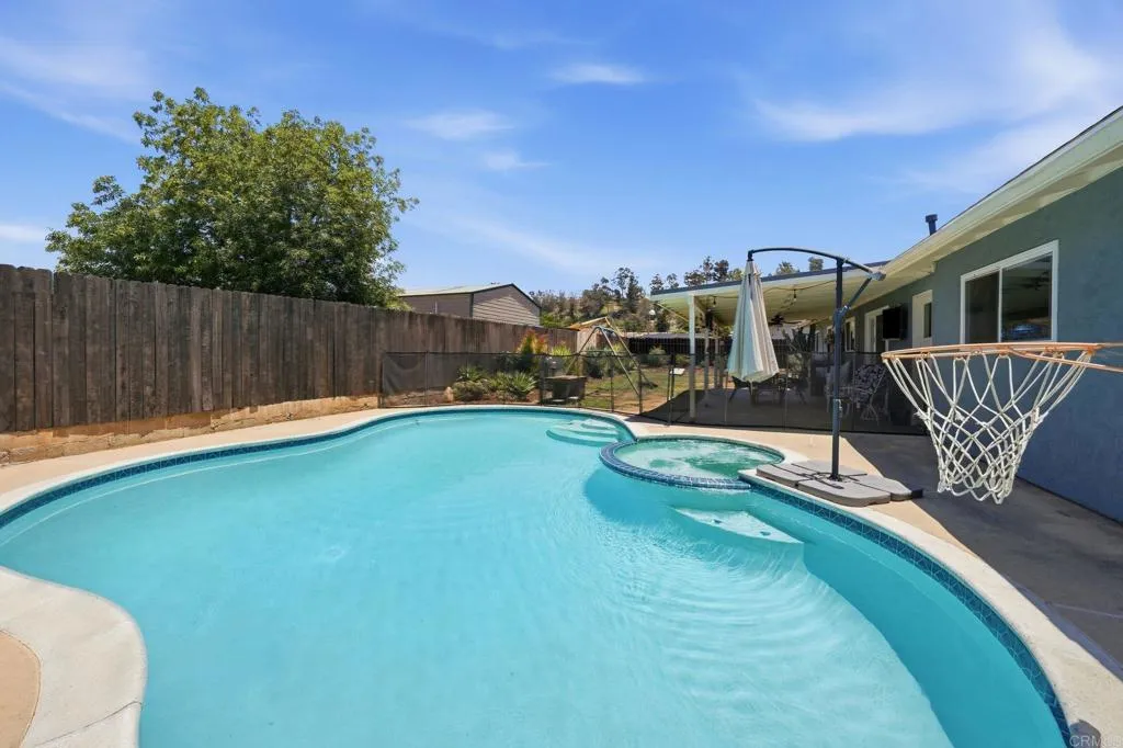 https://cdn.realtyfeed.com/cdn/127/306772342/7802aadc30a92068f9451f6b112872d0.webp