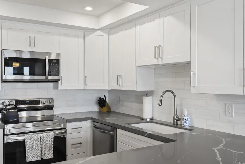 https://cdn.realtyfeed.com/cdn/127/306772348/68109a14b71c633fc6b8019de7970f03.webp
