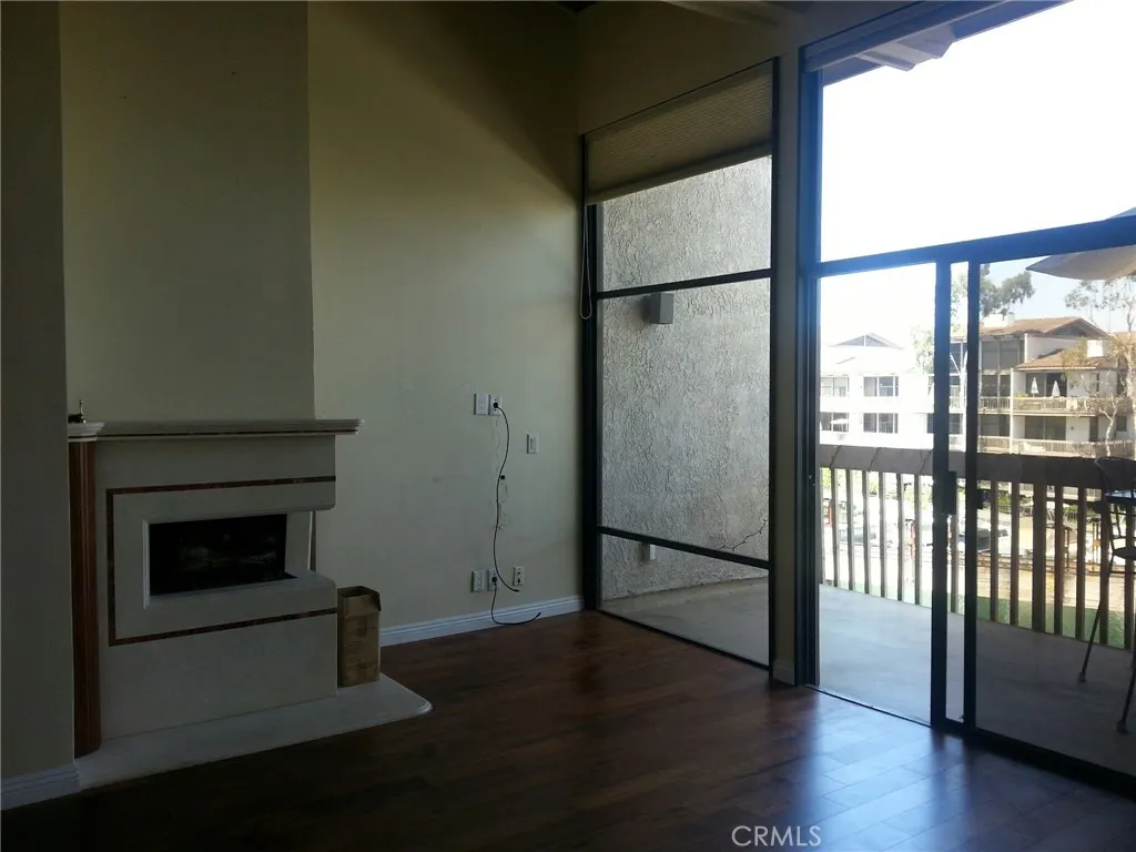 8331 Marina Pacifica Drive North, Long Beach, CA 90803 - Photo 4 of 24, Long Beach, CA