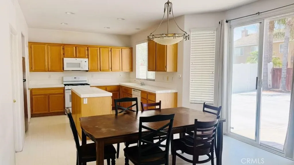 7591 Coralwood Court, Eastvale, CA 92880 - Photo 4 of 9, Eastvale, CA