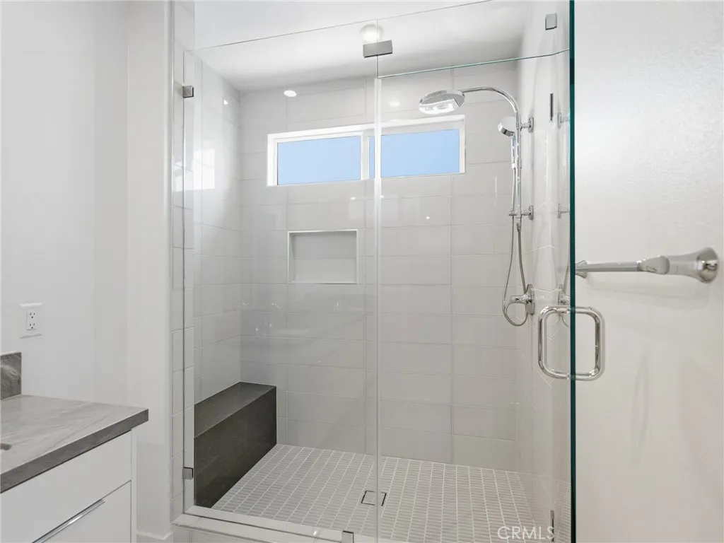 https://cdn.realtyfeed.com/cdn/127/306772391/b0d7e329481f5cfa95aa6d3233b5cff2.webp
