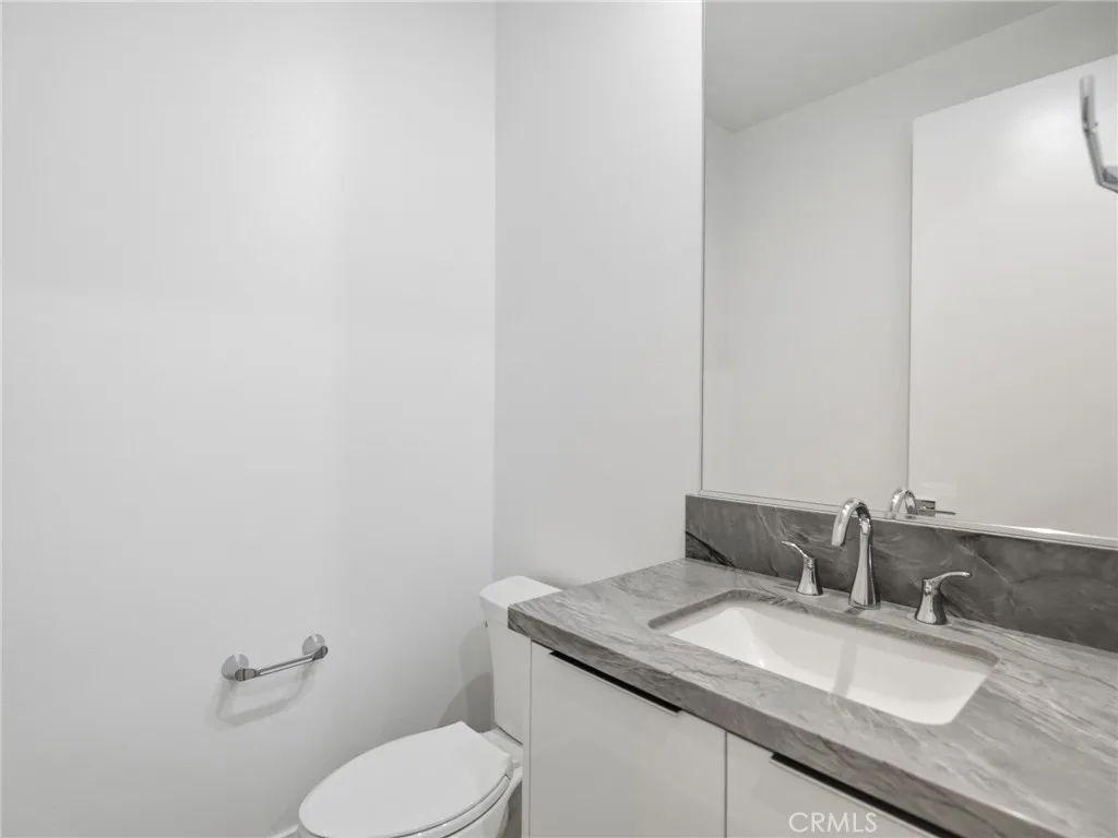 https://cdn.realtyfeed.com/cdn/127/306772391/c18fe3ab51d158686783037b3e37e311.webp