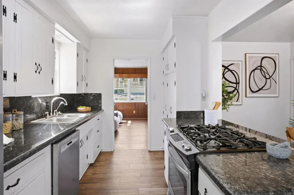 https://cdn.realtyfeed.com/cdn/127/306772399/192709621f053d185e1ac170643489cc.webp