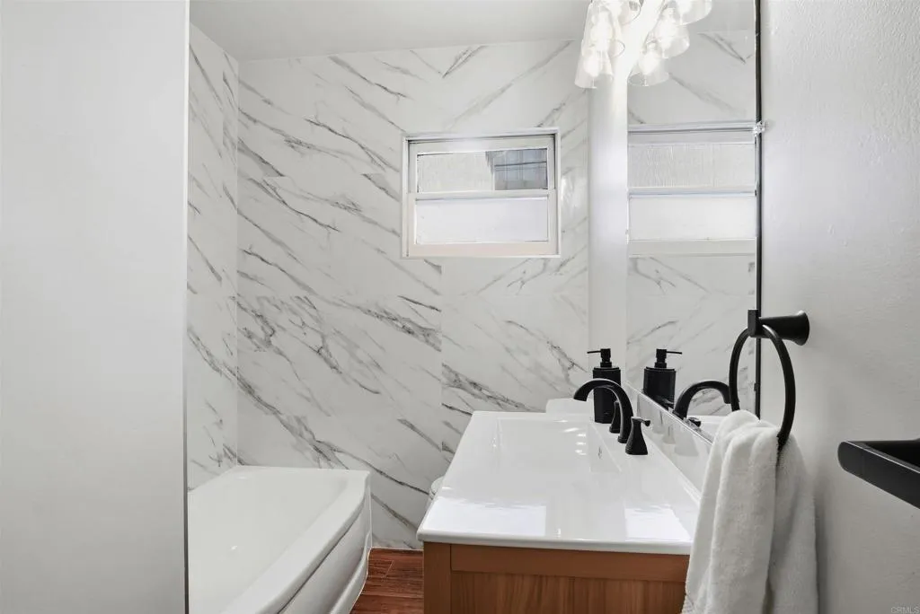 https://cdn.realtyfeed.com/cdn/127/306772399/8f7202bc48247b5527ce3b230cab93ed.webp