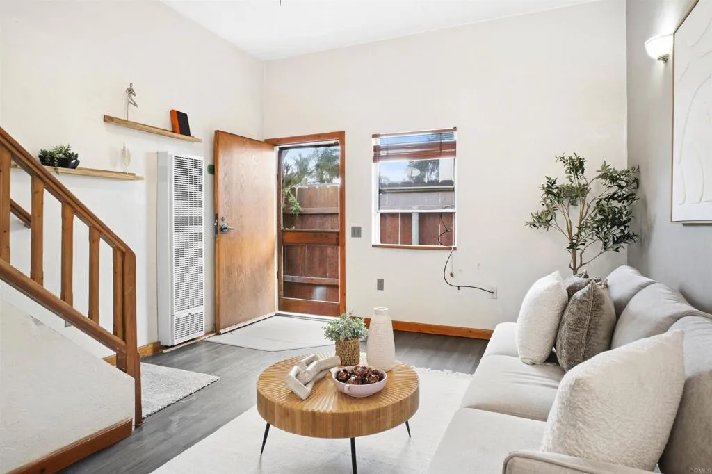 https://cdn.realtyfeed.com/cdn/127/306772399/9b402b3b9b0d3f6356b764eda3f5881e.webp