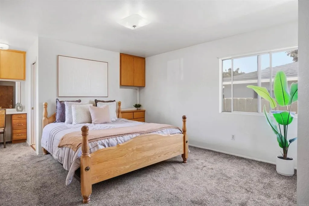 https://cdn.realtyfeed.com/cdn/127/306772399/a6df1e0490e70e94d221fa7cfb2efc61.webp