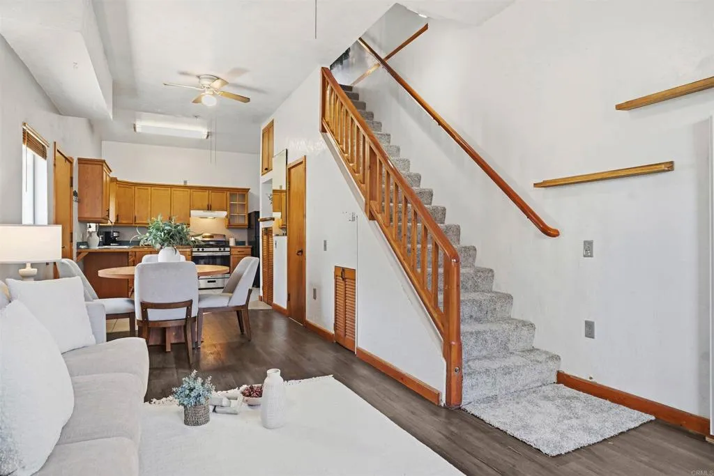 https://cdn.realtyfeed.com/cdn/127/306772399/cac144bb2c2491f1db6cc33987a820e9.webp