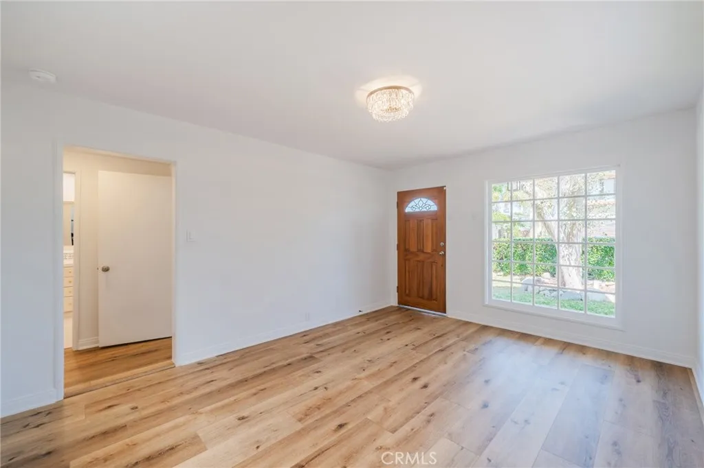 1305 Oak Avenue, Manhattan Beach, CA 90266 - Photo 3 of 42, Manhattan Beach, CA