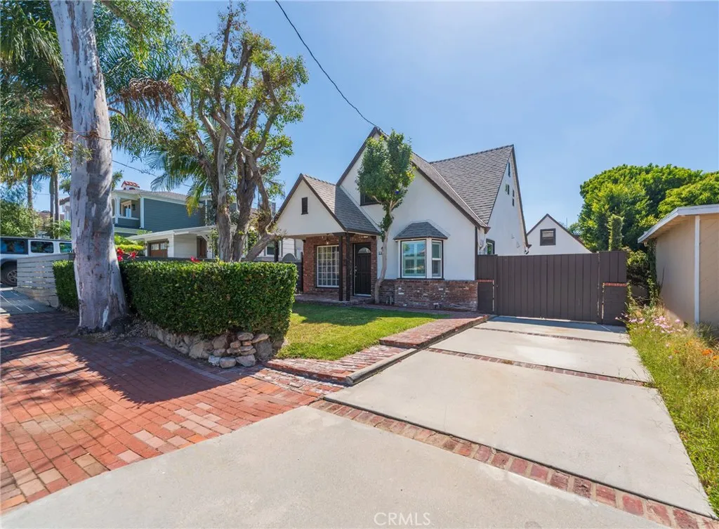 1305 Oak Avenue, Manhattan Beach, CA 90266 - Main photo, Manhattan Beach, CA