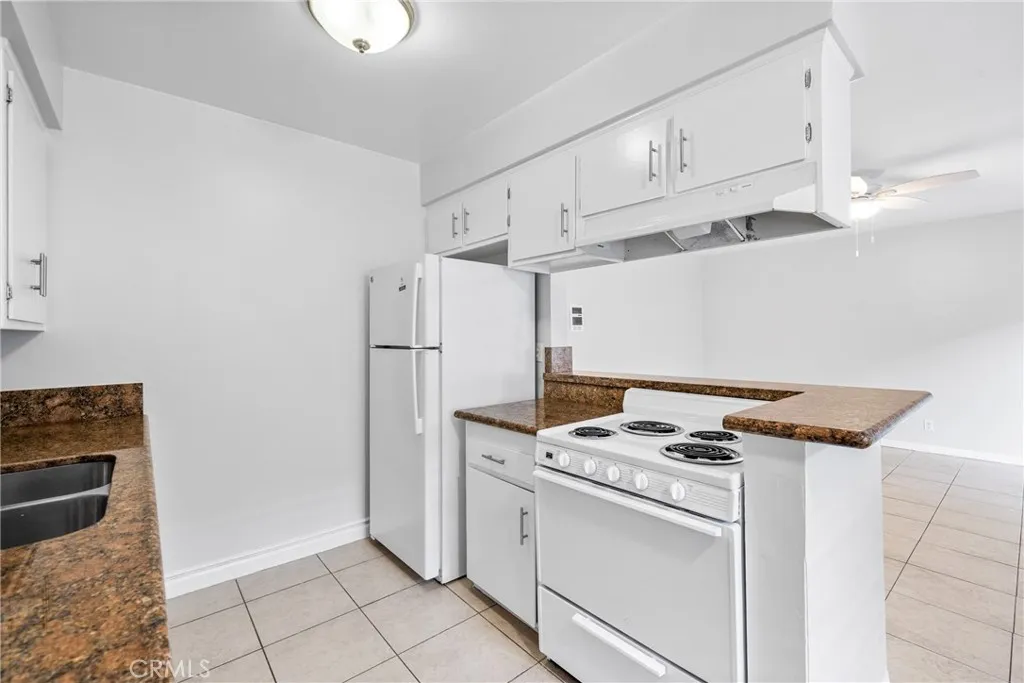 912 Gladys, Long Beach, CA 90804 - Photo 3 of 11, Long Beach, CA