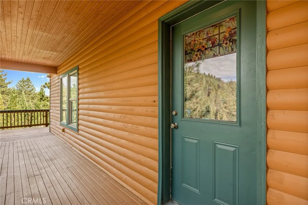 32792 Deer Lick Drive, Running Springs, CA 92382 - Photo 3 of 34, Running Springs, CA