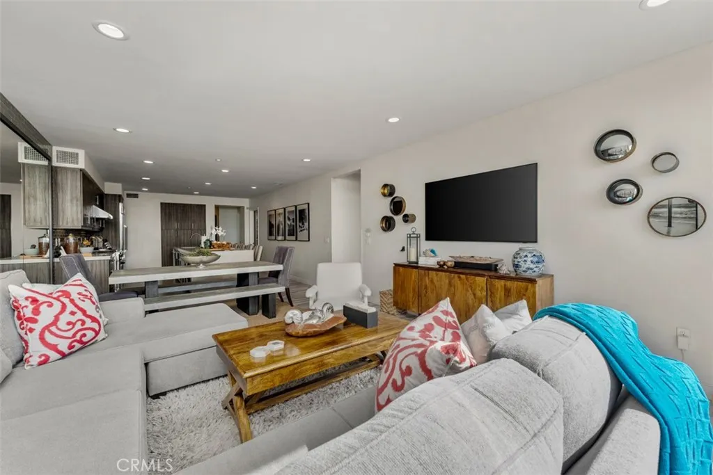 Photo #20: OC26148498 Listing: Photo #20