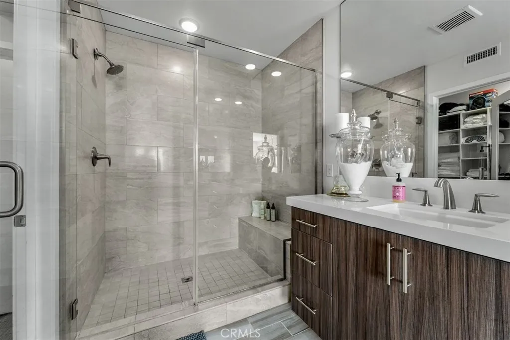 Photo #48: OC26148498 Listing: Photo #48