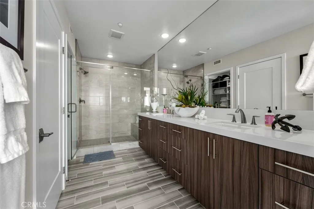 Photo #47: OC26148498 Listing: Photo #47