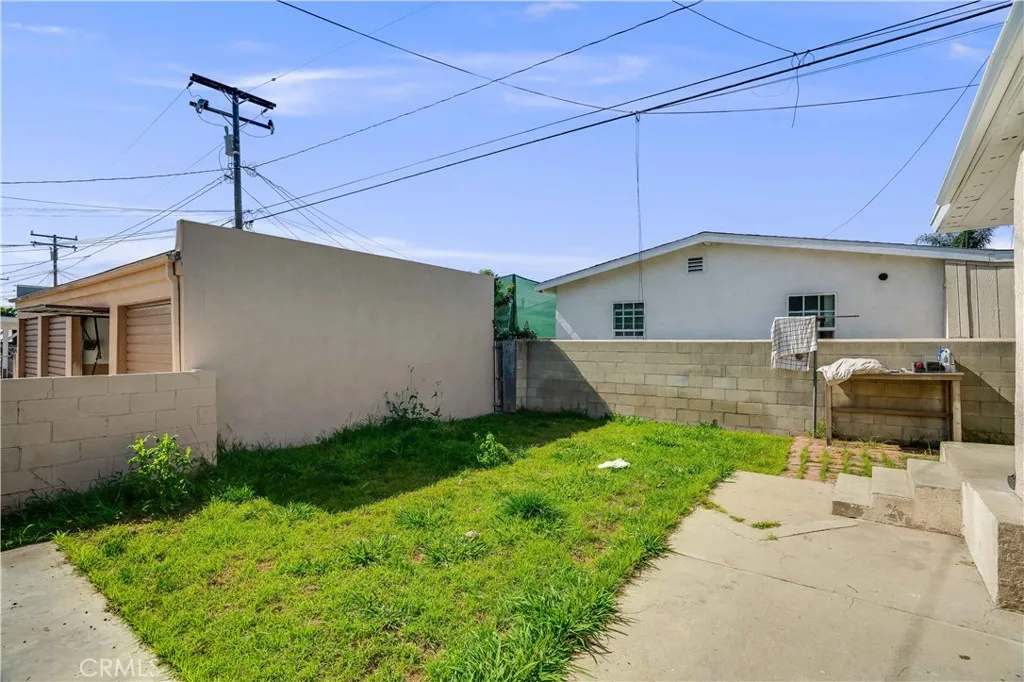 537 Bradshawe Avenue, Los Angeles, CA 90022 - Photo 4 of 8, Los Angeles, CA