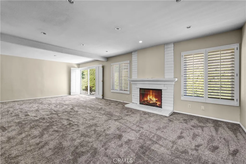 5598 E Vista Del Rio, Anaheim Hills, CA 92807 - Photo 5 of 32, Anaheim Hills, CA
