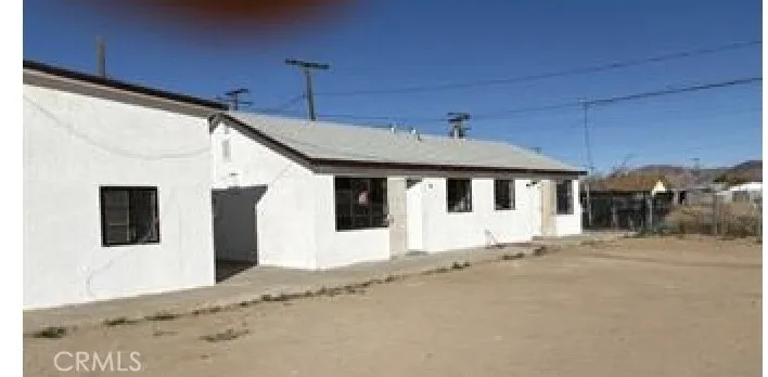 451 W Yermo Road Unit B, Yermo, CA 92398 - Main photo, Yermo, CA