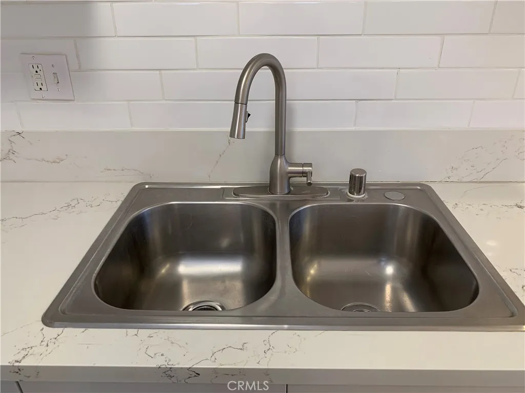 3220 Altura Unit 305, Glendale, CA 91214 - Photo 4 of 24, Glendale, CA