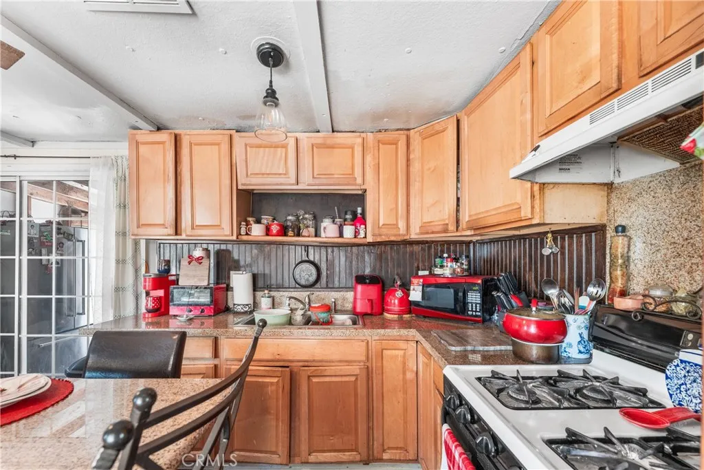 3300 15th West Unit 11, Rosamond, CA 93560 - Photo 4 of 26, Rosamond, CA