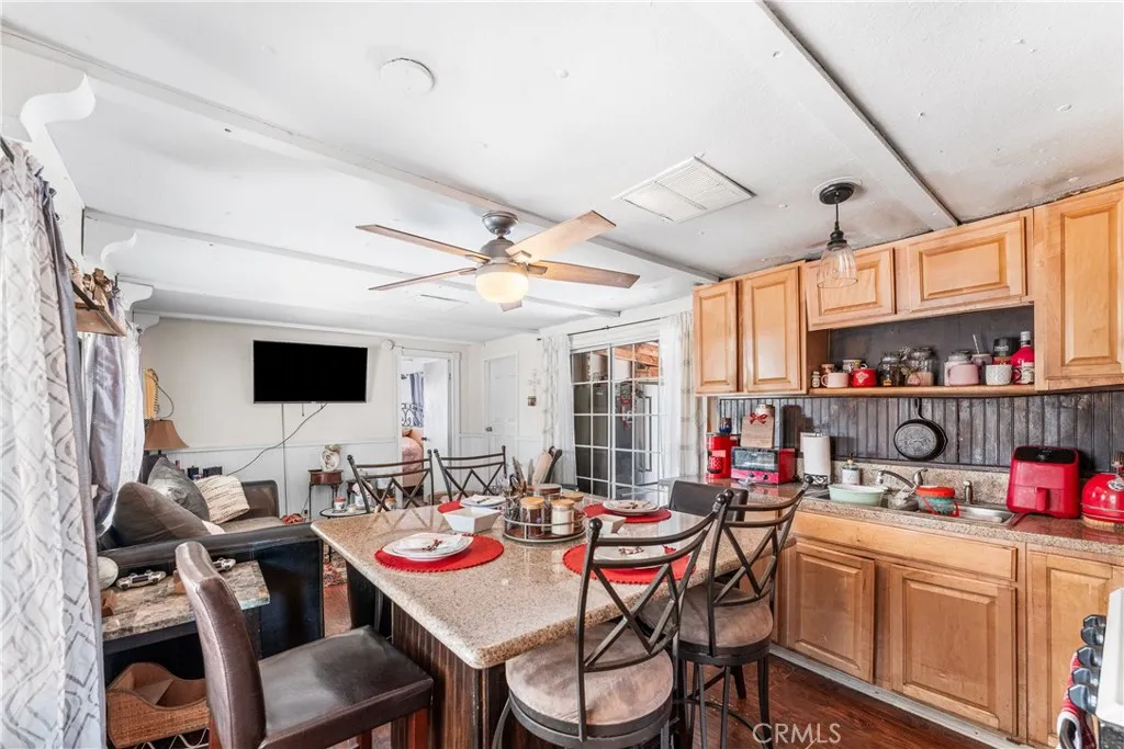 3300 15th West Unit 11, Rosamond, CA 93560 - Photo 5 of 26, Rosamond, CA
