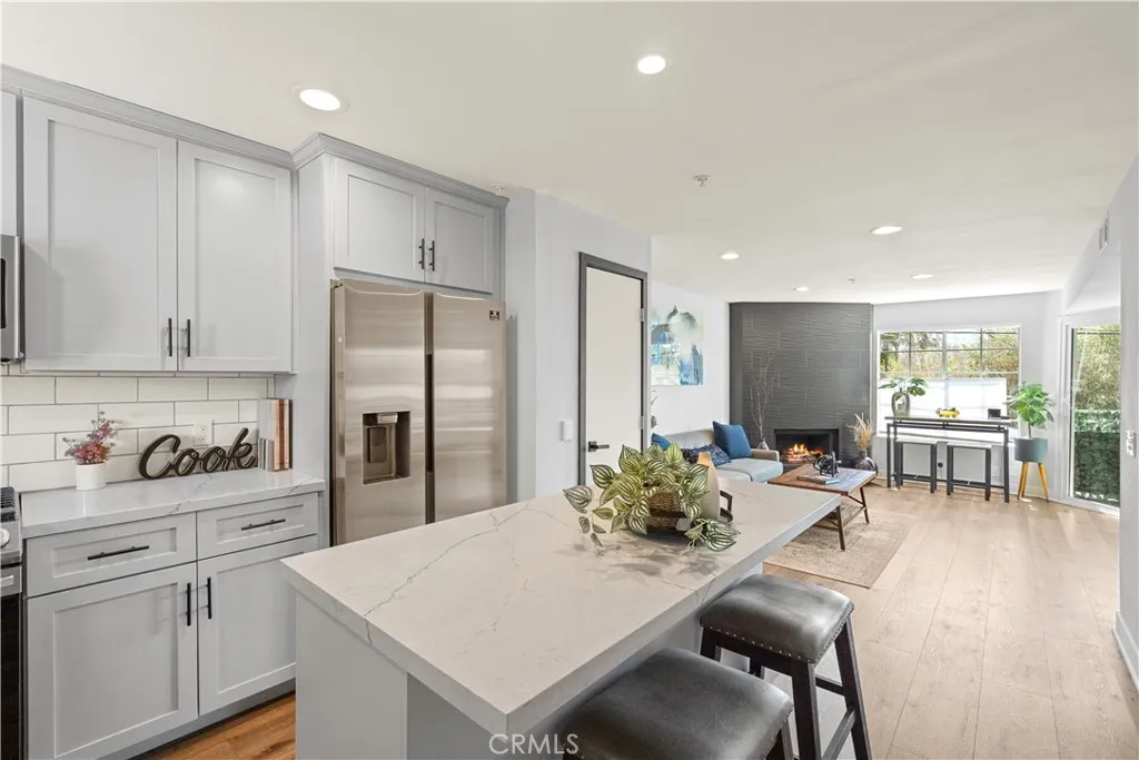707 W 4th Unit 8, Long Beach, CA 90802 - Photo 2 of 21, Long Beach, CA