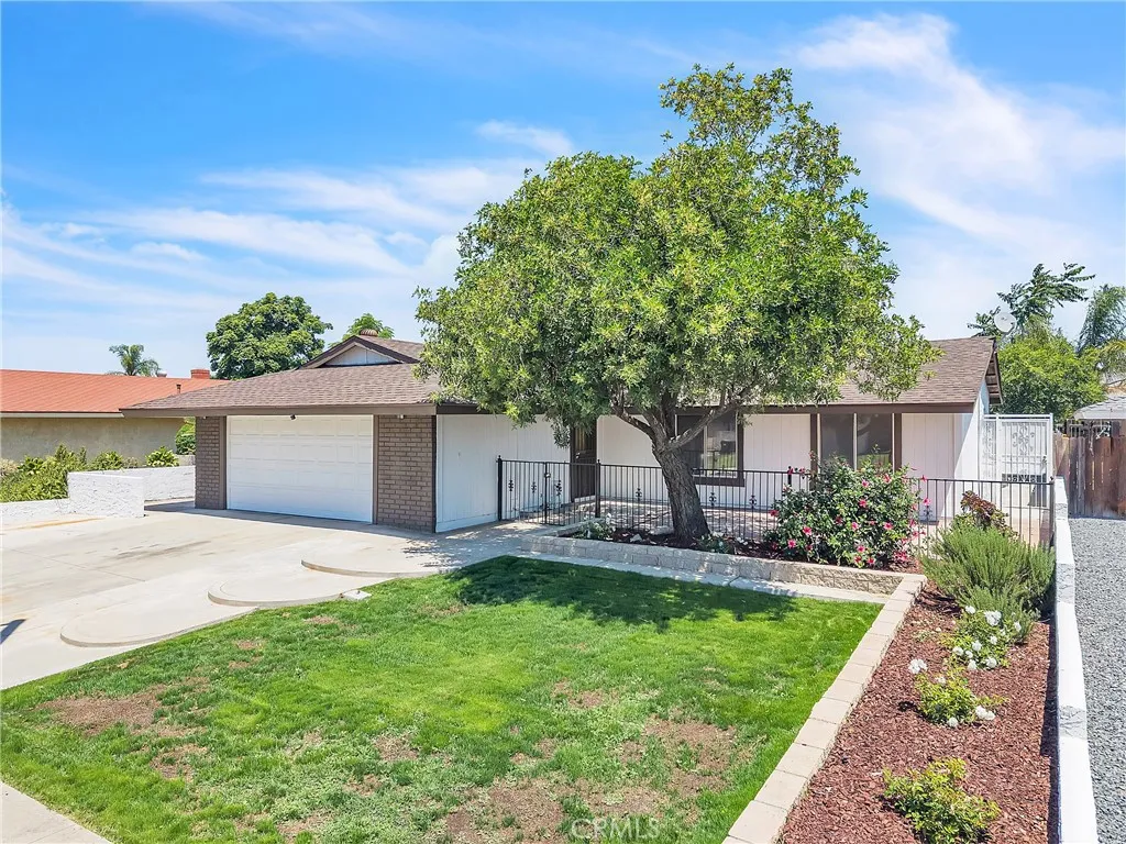 24928 Basswood, Moreno Valley, CA 92553 - Photo 2 of 47, Moreno Valley, CA