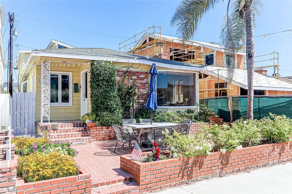321 4th, Manhattan Beach, CA 90266 - Photo 2 of 21, Manhattan Beach, CA