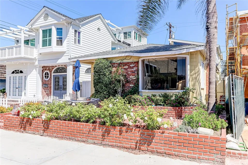 321 4th, Manhattan Beach, CA 90266 - Main photo, Manhattan Beach, CA