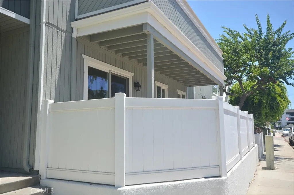 10 Seaside Circle, Newport Beach, CA 92663 - Photo 2 of 5, Newport Beach, CA