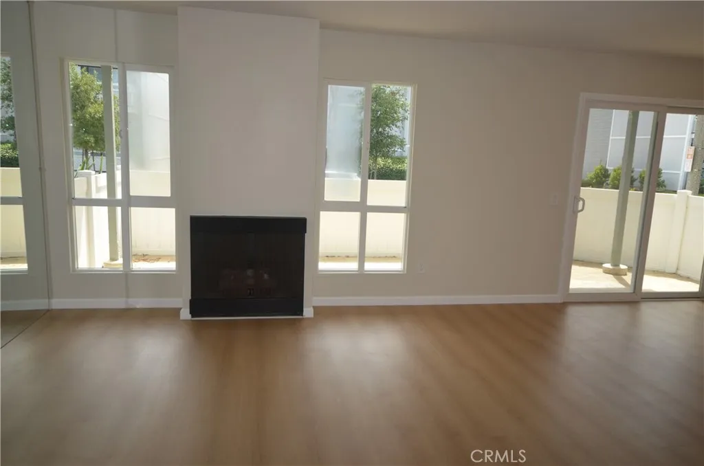 10 Seaside Circle, Newport Beach, CA 92663 - Photo 4 of 5, Newport Beach, CA
