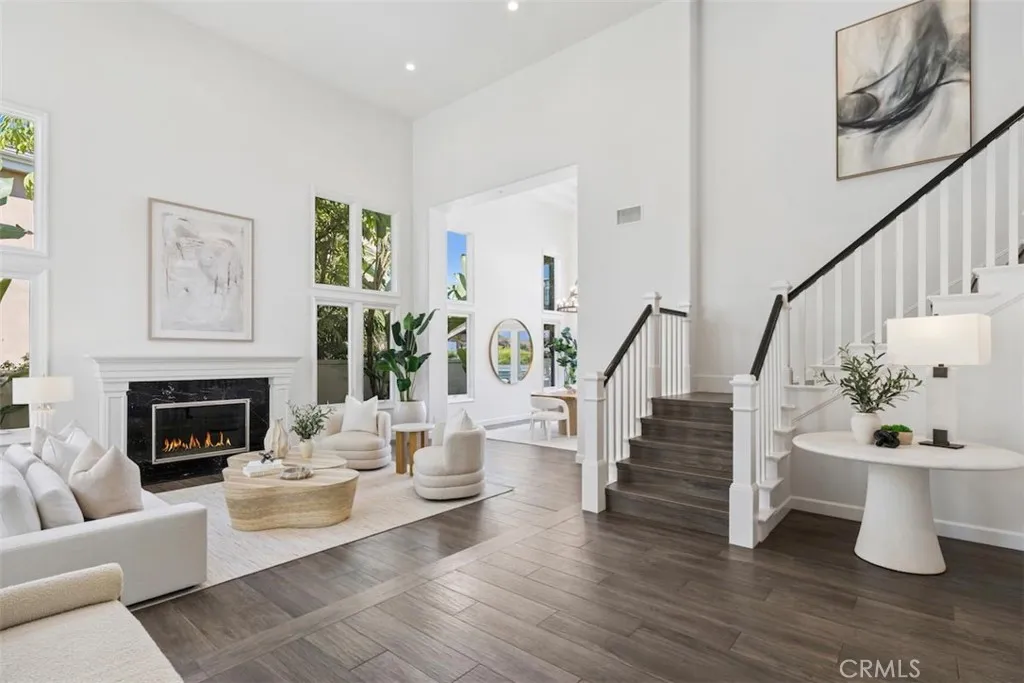 21 Chester, Irvine, CA 92603 - Photo 3 of 9, Irvine, CA