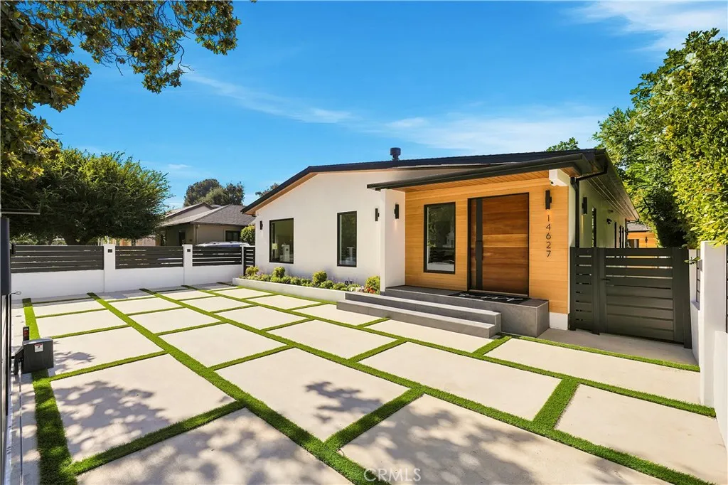 14627 Huston, Sherman Oaks, CA 91403 - Photo 3 of 54, Sherman Oaks, CA