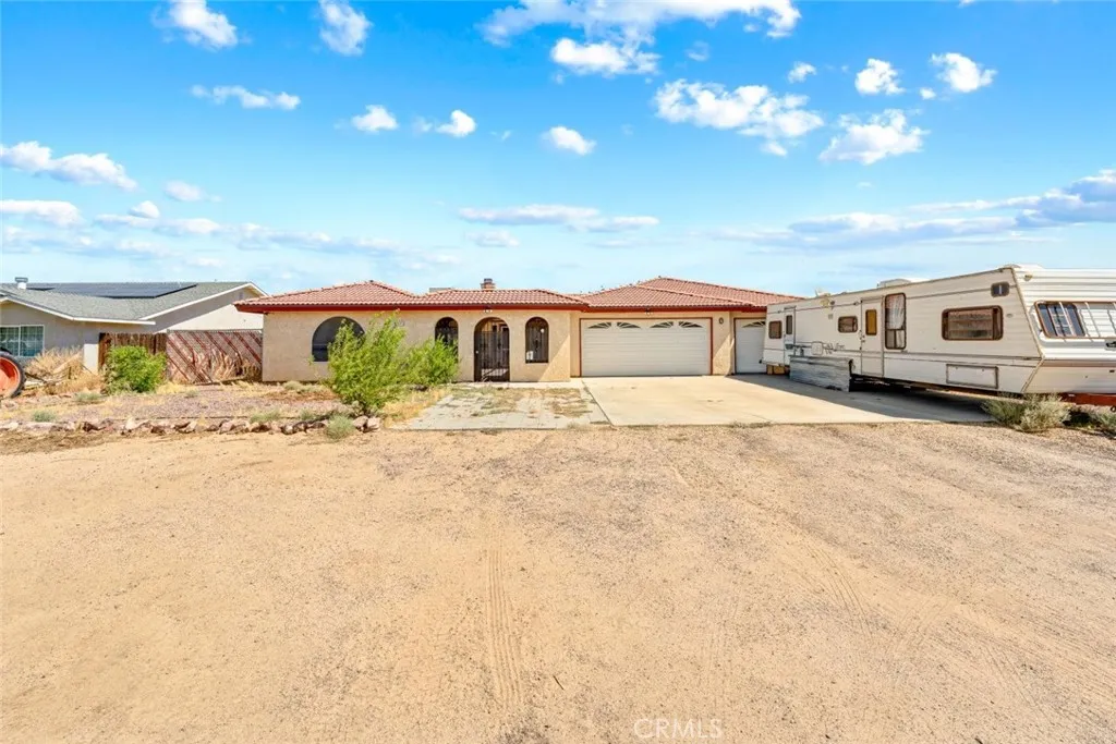 9121 Grove Avenue, California City, CA 93505 - Photo 5 of 48, California City, CA