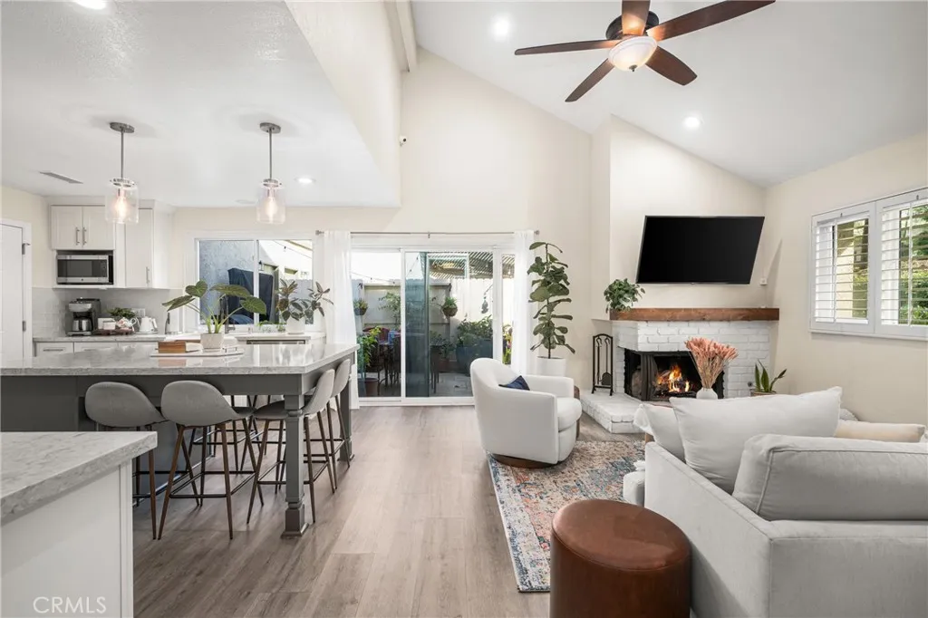22995 Caminito Mar Unit 210, Laguna Hills, CA 92653 - Photo 5 of 27, Laguna Hills, CA