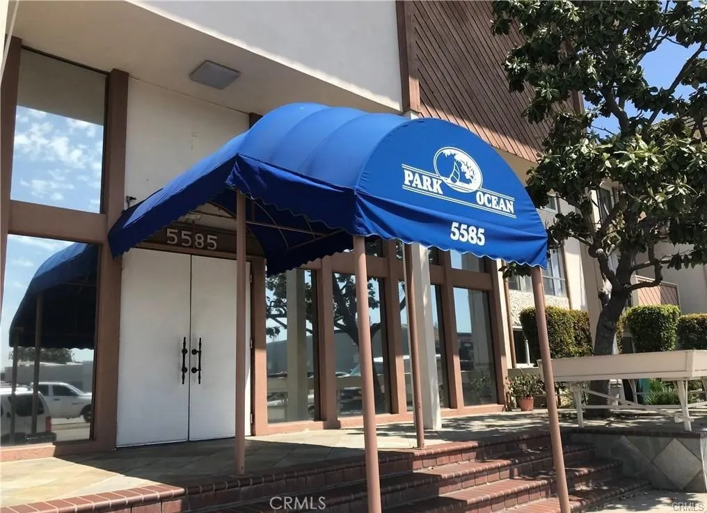 5585 E Pacific Coast Highway Unit 125, Long Beach, CA 90804 - Main photo, Long Beach, CA